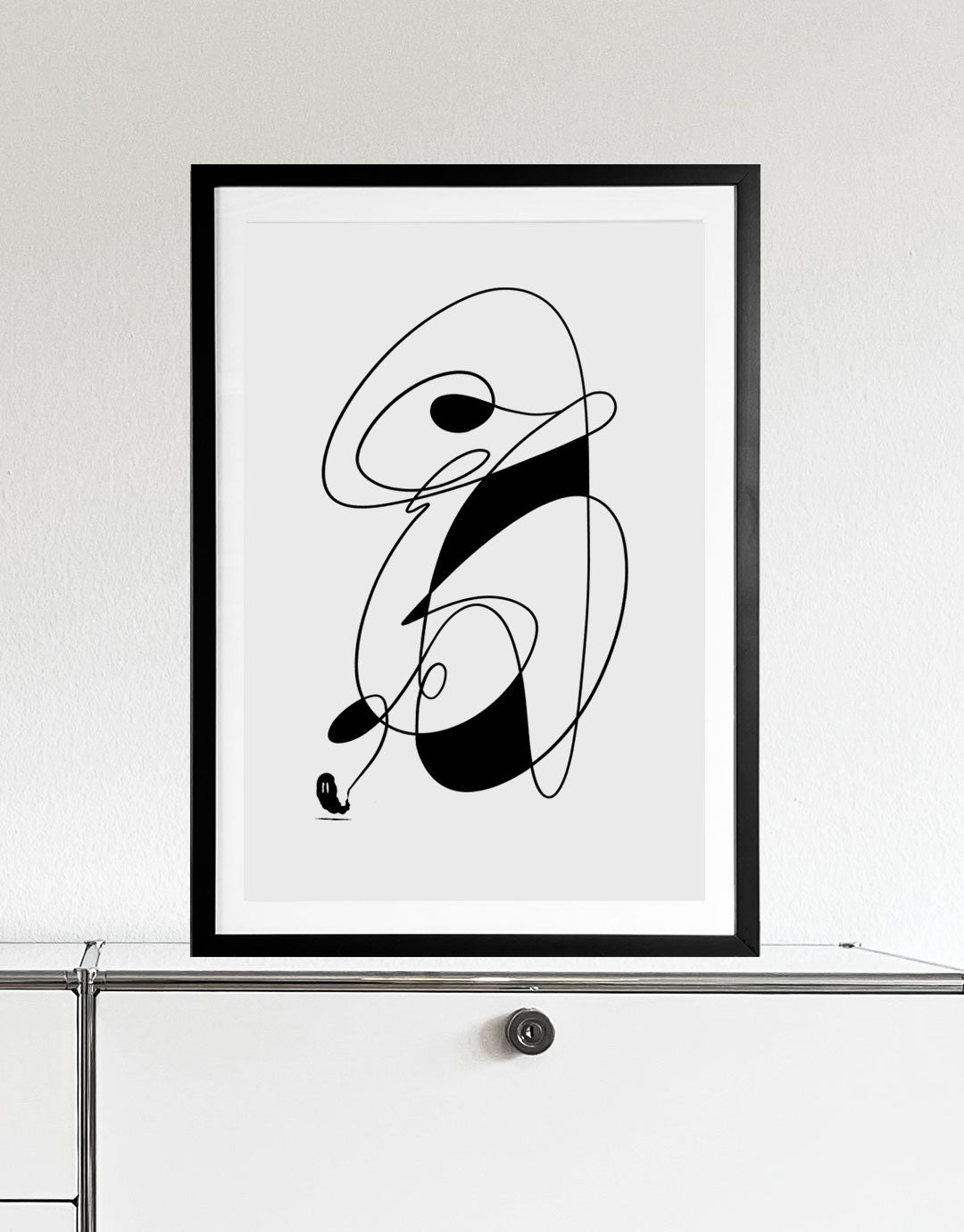 Einzigartiges Kunstwerk «G» for «Ghost», ein exklusives Einzelstück in einem hochwertigen Rahmen. Geschwungene Linien, symbolisieren die Vereinigung vom Buchstaben «G» mit der Kunst. Im Rahmen vom Projekt «36DaysOfType Project».